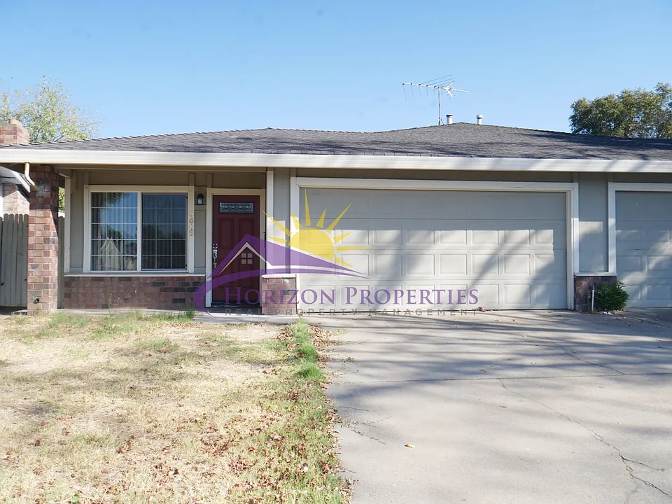 5566-5568 Hillsdale Blvd