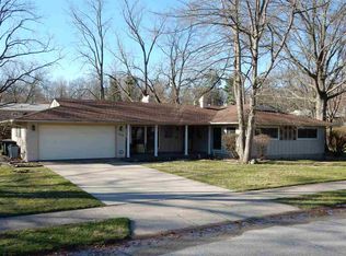 1724 Tudor Ln, South Bend, IN