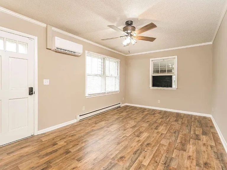 717 Milling Rd — Photo 18