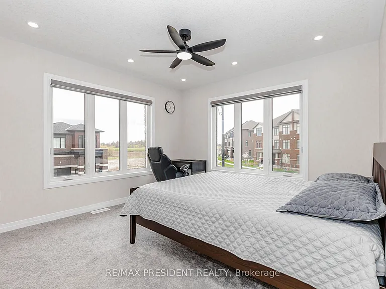 405 Newman Dr — Photo 32