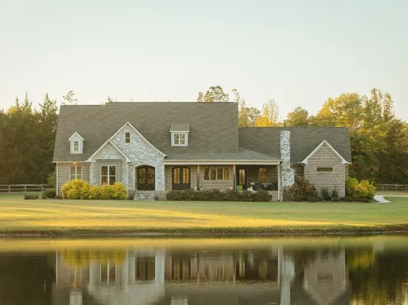 1031 Birmingham Ridge Rd, Saltillo, MS 38866