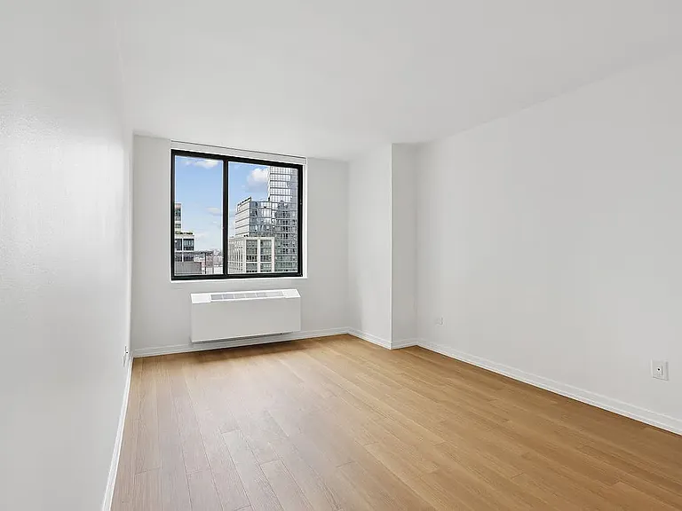 75 W End Ave #S16J — Photo 9