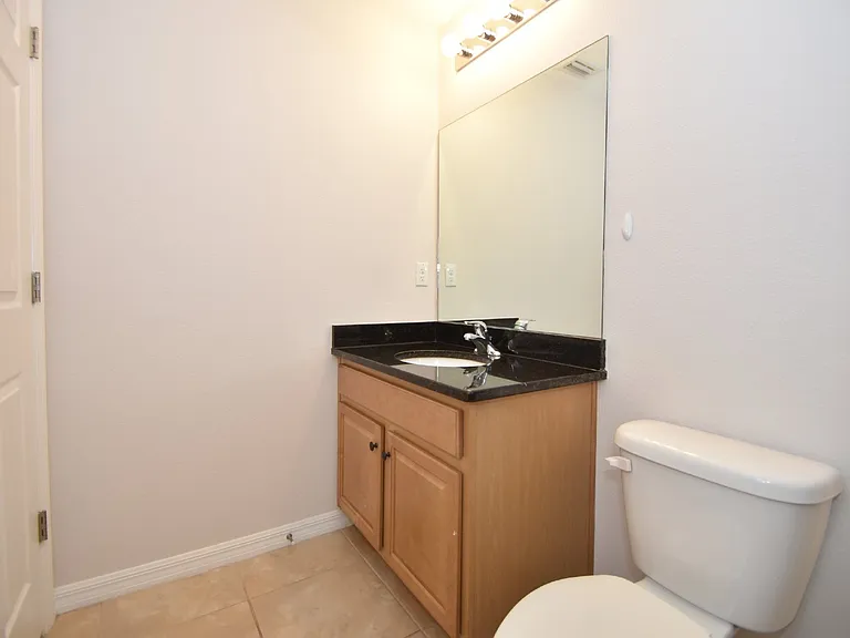 34 Renshaw Dr — Photo 24