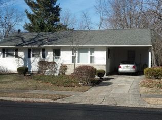 18 Osborne Rd, Somers Point, NJ 08244