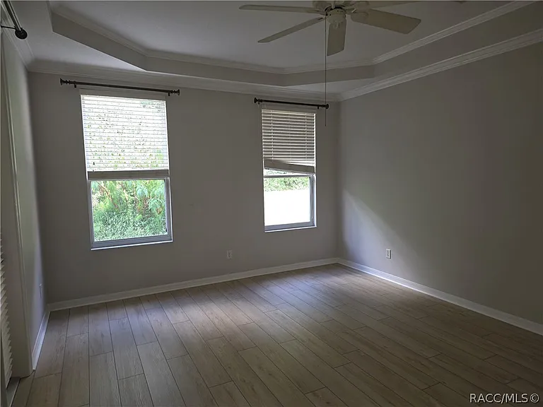 1641 N Shadowview Path — Photo 21