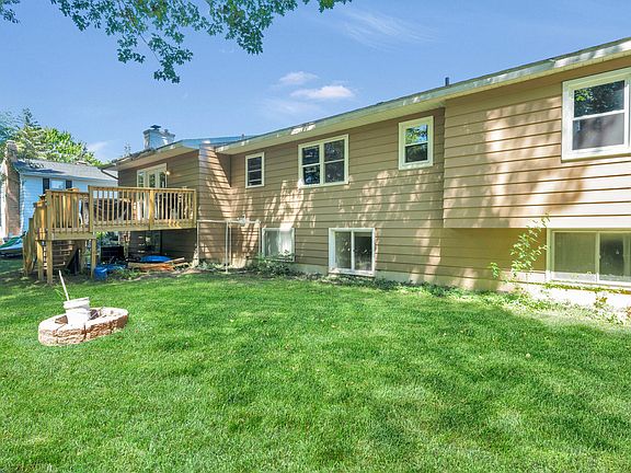 5th image of 3172 Pinedale Dr SW