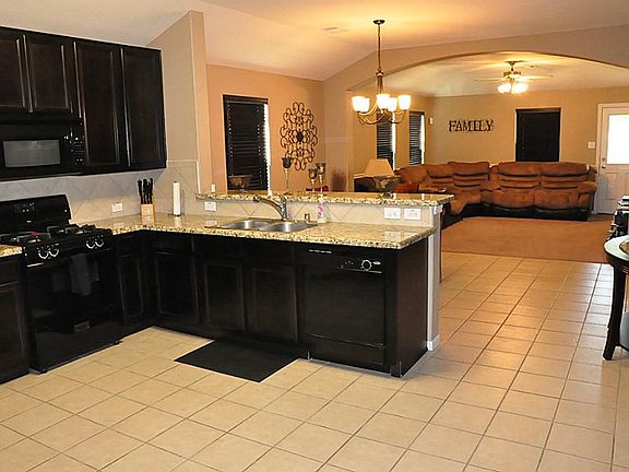 3rd image of 8006 Big Oak Dr