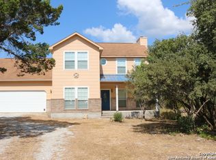 3267 Summit Dr, New Braunfels, TX 78132