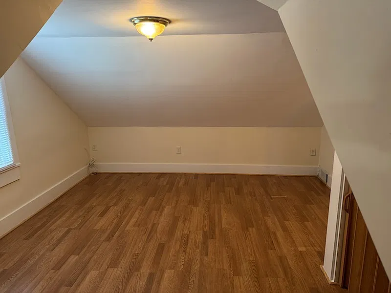 1 bed, 550 sqft, $1,000 — Photo 3