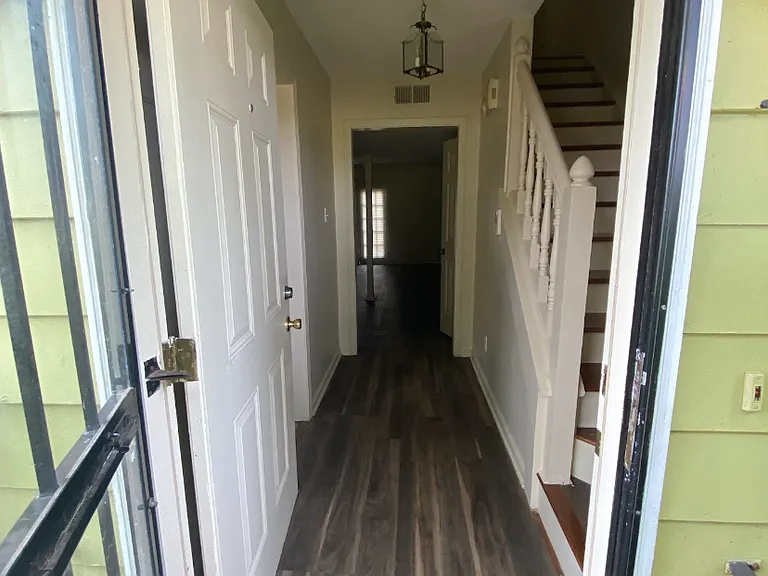 5211 Kimbark Woods Dr — Photo 2