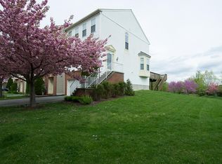 717 W Oakmeade Dr, Wilmington, DE 19810