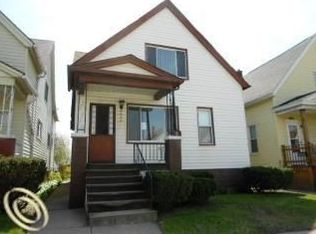 2694 Yemans St, Hamtramck, MI 48212