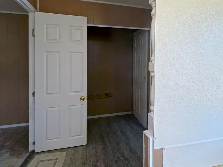 30100 Lakeview Ave — Photo 21