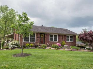 314 Caroldale Ln, Woodland Hills, KY 40243