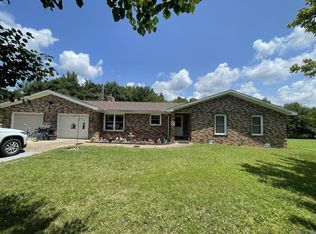 530 Mountain View Rd, Locust Grove, AR 72550