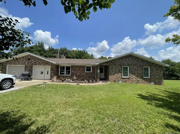 530 Mountain View Rd, Locust Grove, AR 72550