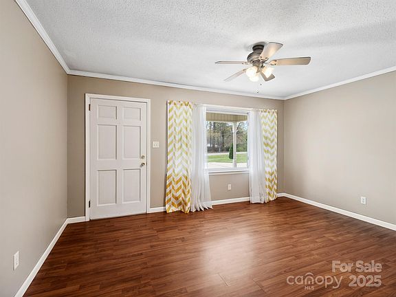 5th image of 103 Alexis Forest Dr
