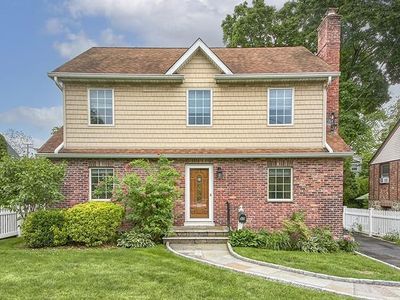37 Myrtle Boulevard, Larchmont, NY, 10538