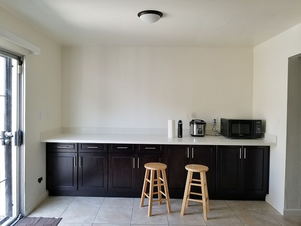 2nd image of 61 Overlook Ln