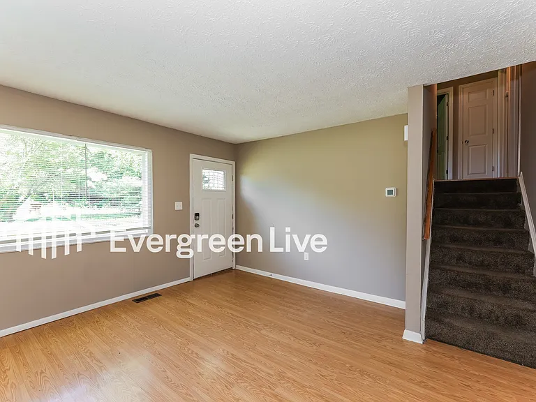 6442 Rosetta Dr — Photo 7