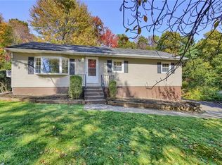32 Chestnut Ln, Newburgh, NY 12550