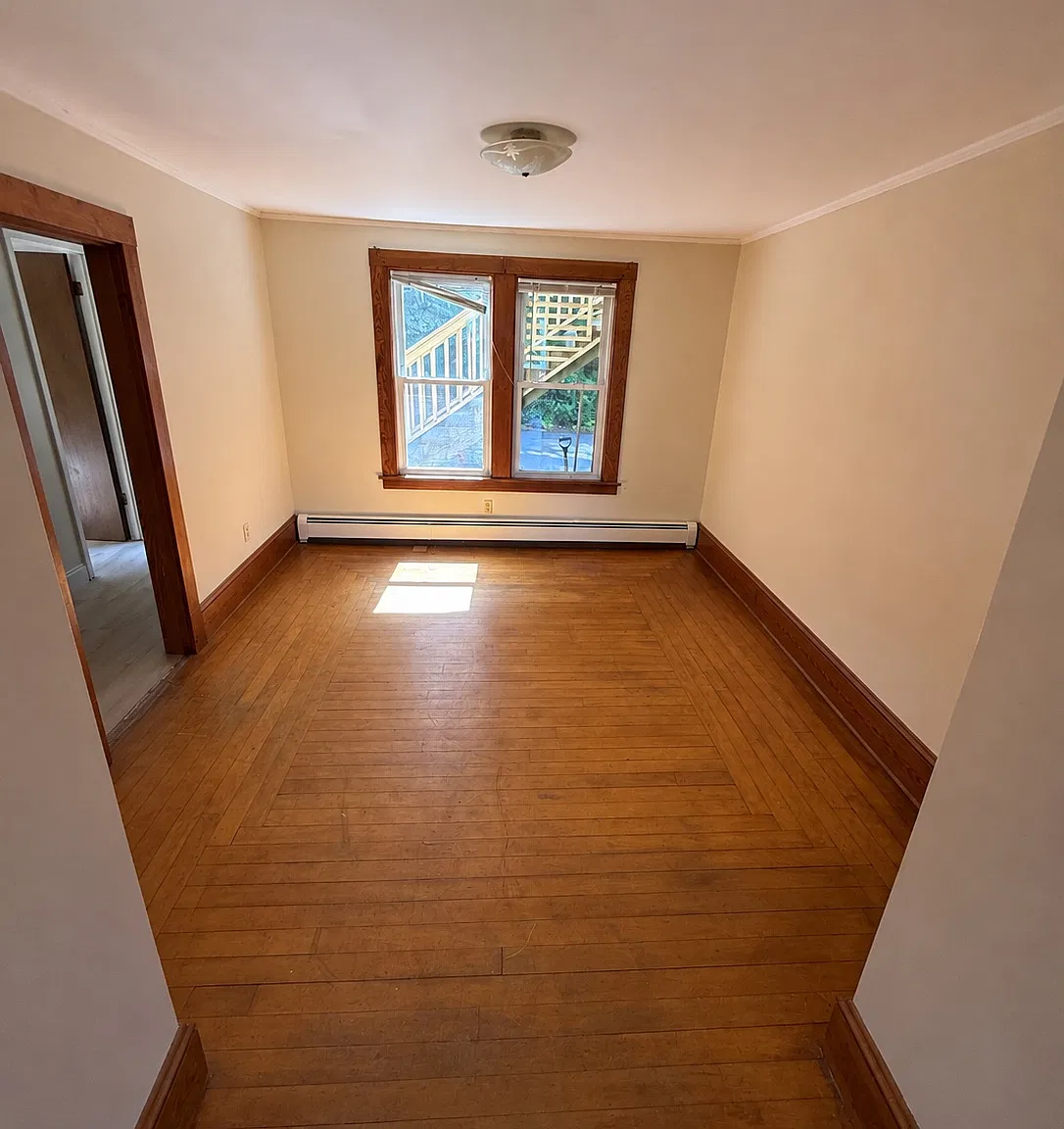 1 bed, $1,300 — Photo 3