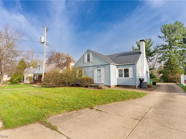 263 Everhard Rd SW, North Canton, OH 44709