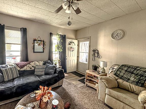 4th image of 422-422.5 RANKIN STREET