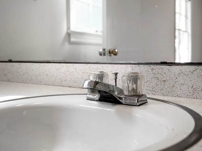 4056 Massie Ave — Photo 17