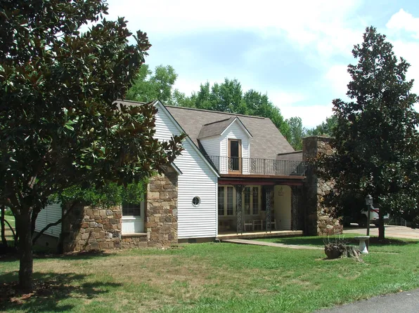 201 Lynn St, Marshall, AR 72650