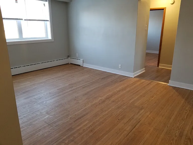 53 Carlton St #20 — Photo 6