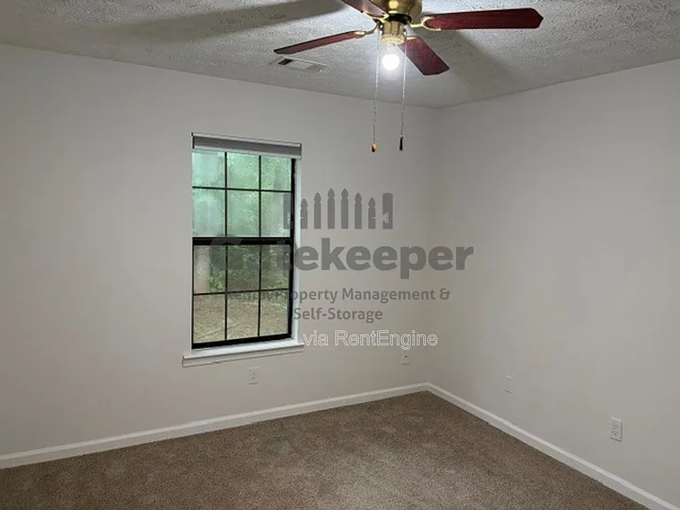 280 Handley Ct — Photo 9