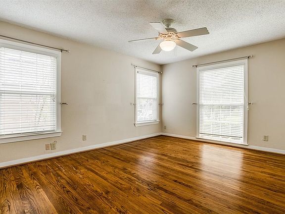 2nd image of 1614 Cedar Hill Ave