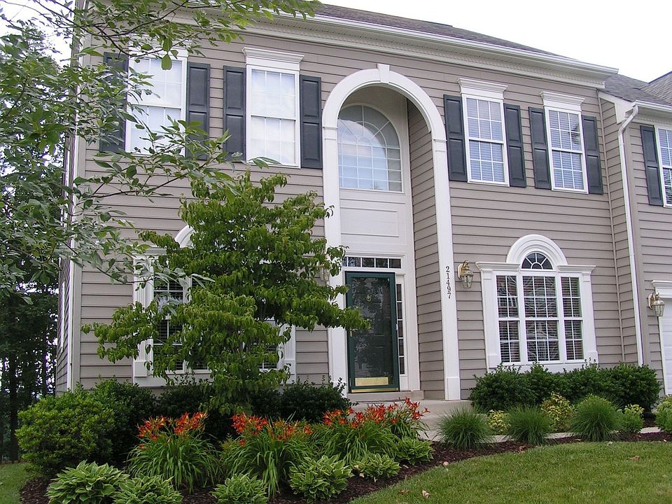 2nd image of 21497 Glebe View Dr