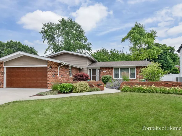 512 Fairlane Dr, Joliet, IL 60435