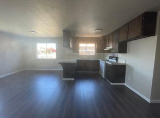 2830 Ward Ave, Riverbank, CA 95367