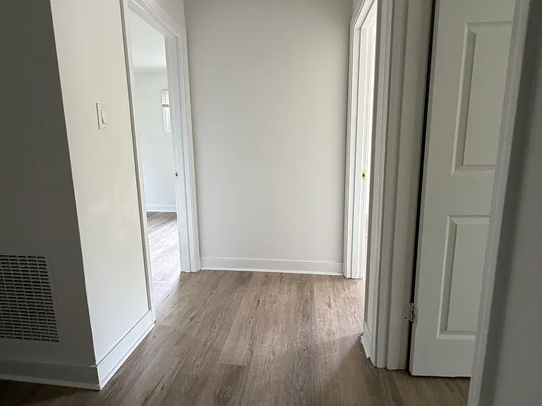 8421 Kalb Rd — Photo 10