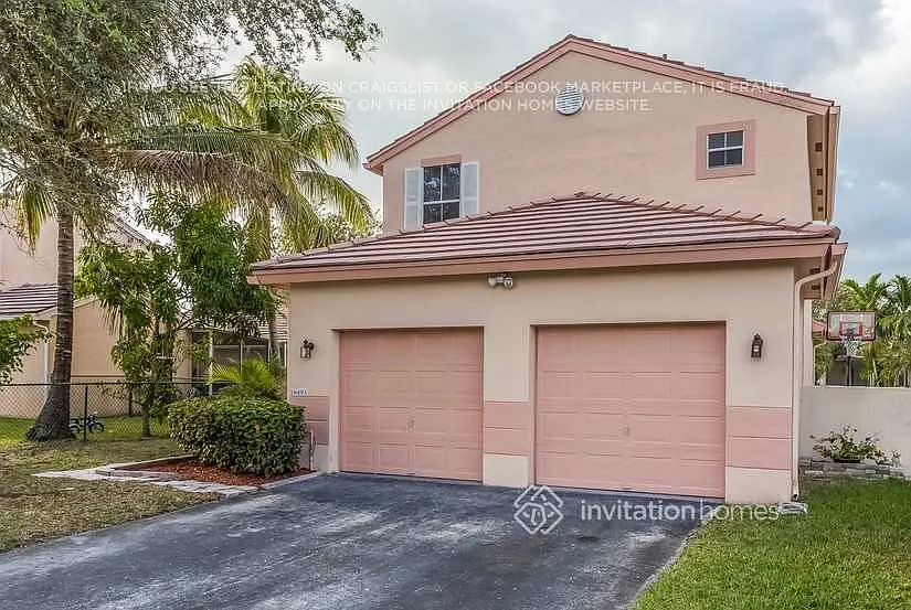 18493 NW 21st St Pembroke Pines, FL 33029 — Photo 2