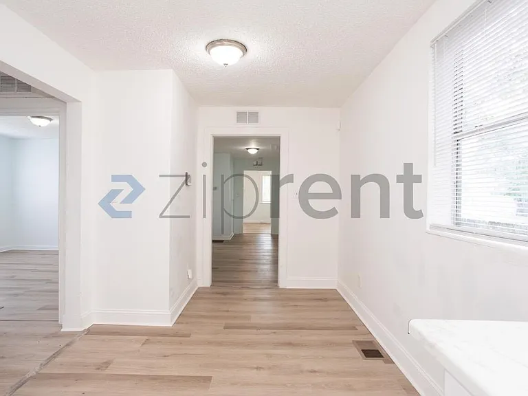 2184 W 45th St — Photo 18