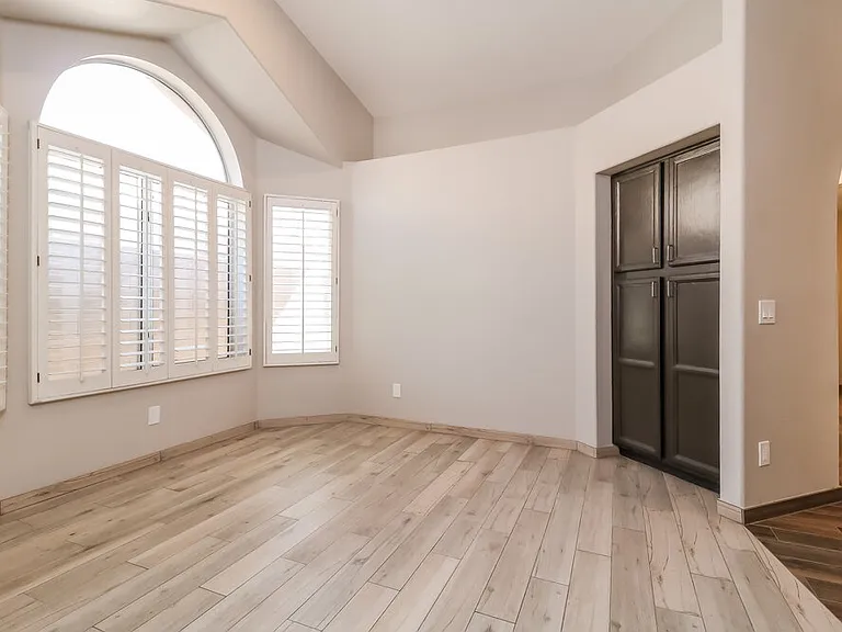4853 W Kristal Way — Photo 6