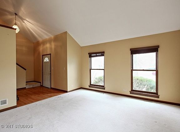2nd image of 2272 Briarhill Dr