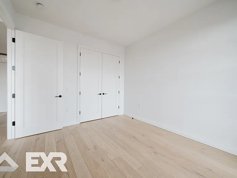 875 4th Ave #423 — Photo 11