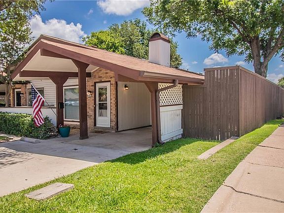 4th image of 706 Baruna Cir