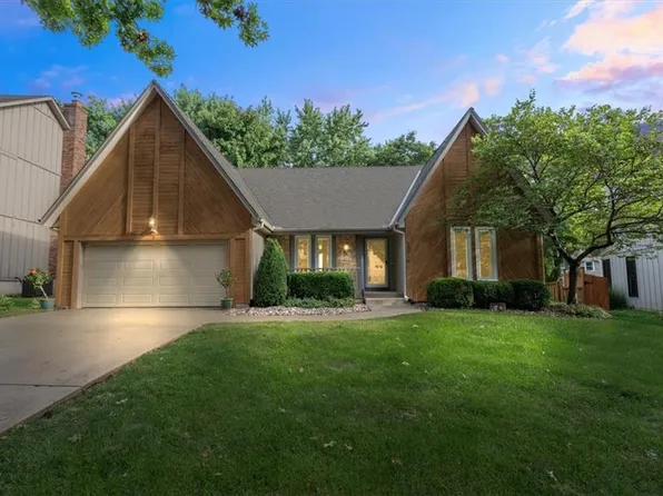 15816 W 136th St, Olathe, KS 66062