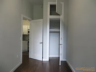 Rented by aptsandlofts.com