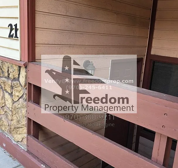 2150 College Pl #21 — Photo 1