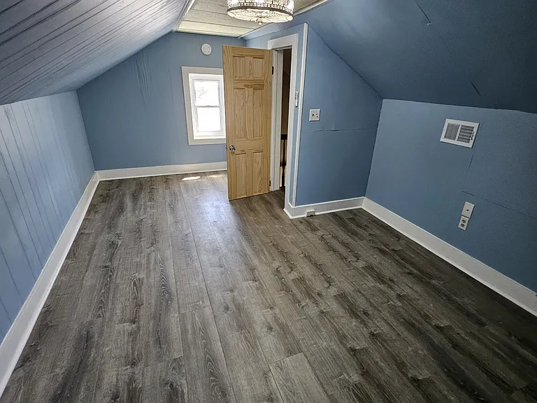 111 N Seton Ave — Photo 31