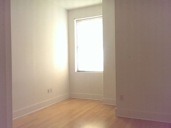 5th image of 4 Beacon Way APT 600