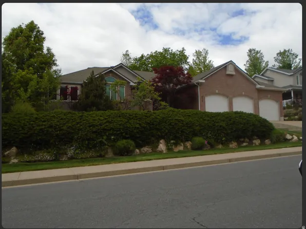 2815 N Deere Valley Dr, Layton, UT 84040