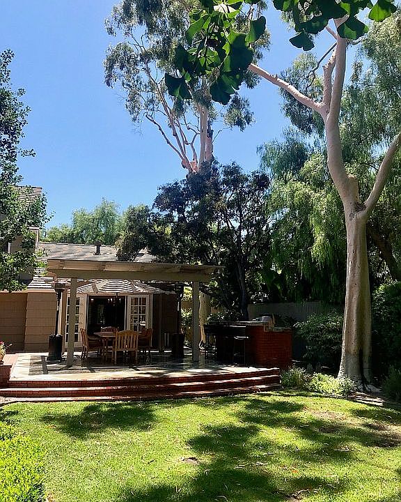 2nd image of 5441 E Anaheim Rd